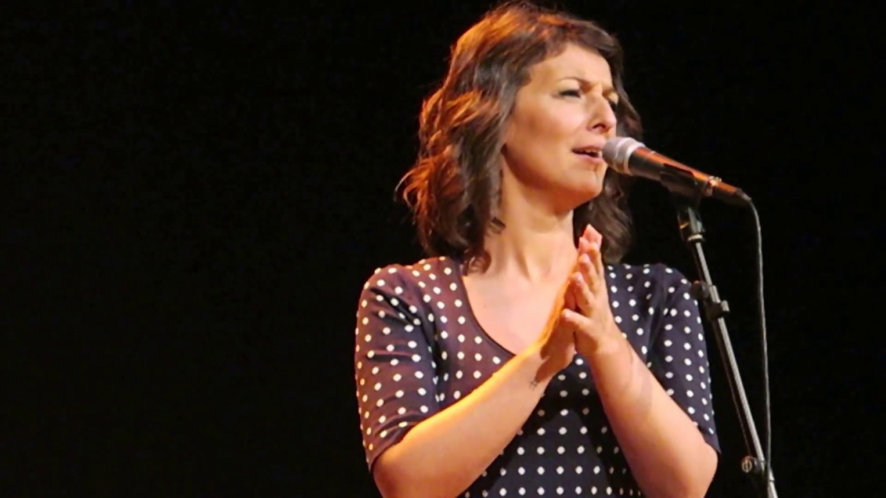 Mara Barros Limosna de amores Teatro Lara 25.02.2017