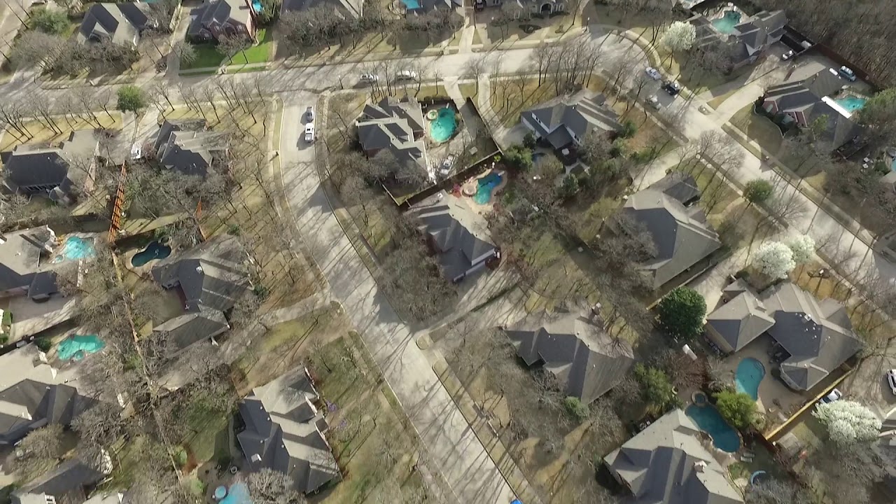 IS THE WORLD FLAT?? 400 FEET UP WITH A DRONE