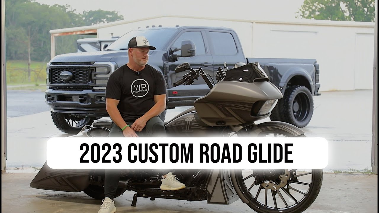 2023 Custom Road Glide