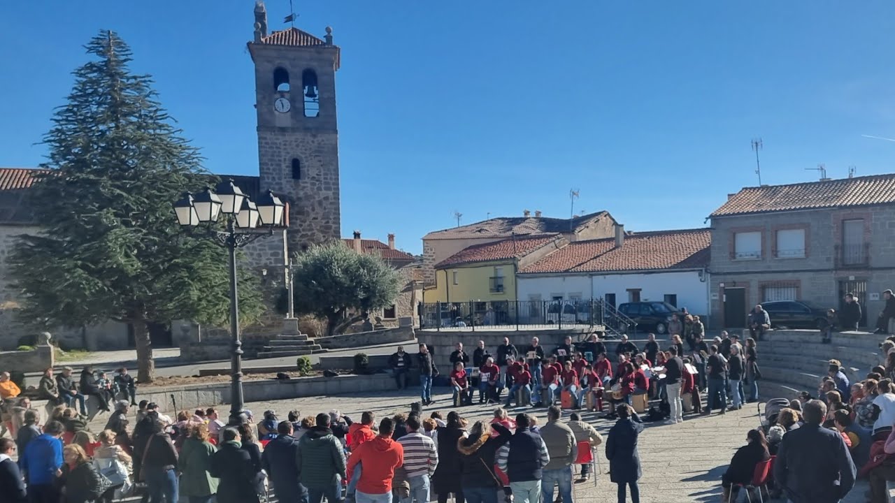 MINGORRÍA. Ávila. Dulzaina y cajoneras.