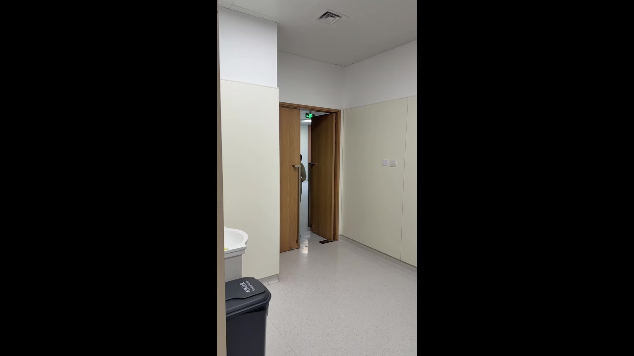 出院了没想到儿子跟儿媳妇还给我准备了惊喜 谢谢你们 我觉得所有的经历都是一种磨难 只有好的心态去面对所经历的苦难 相信自己可以的 第一针已打完相信努力过后一定会有奇迹 谢谢家人们对我的鼓励与支持🙏