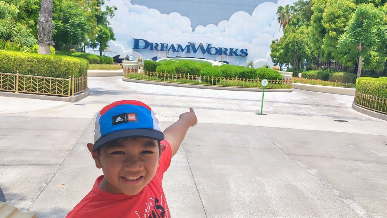 Motiongate Dubai - Summer escapade ✨ #dubaiparks #motiongate #themepark