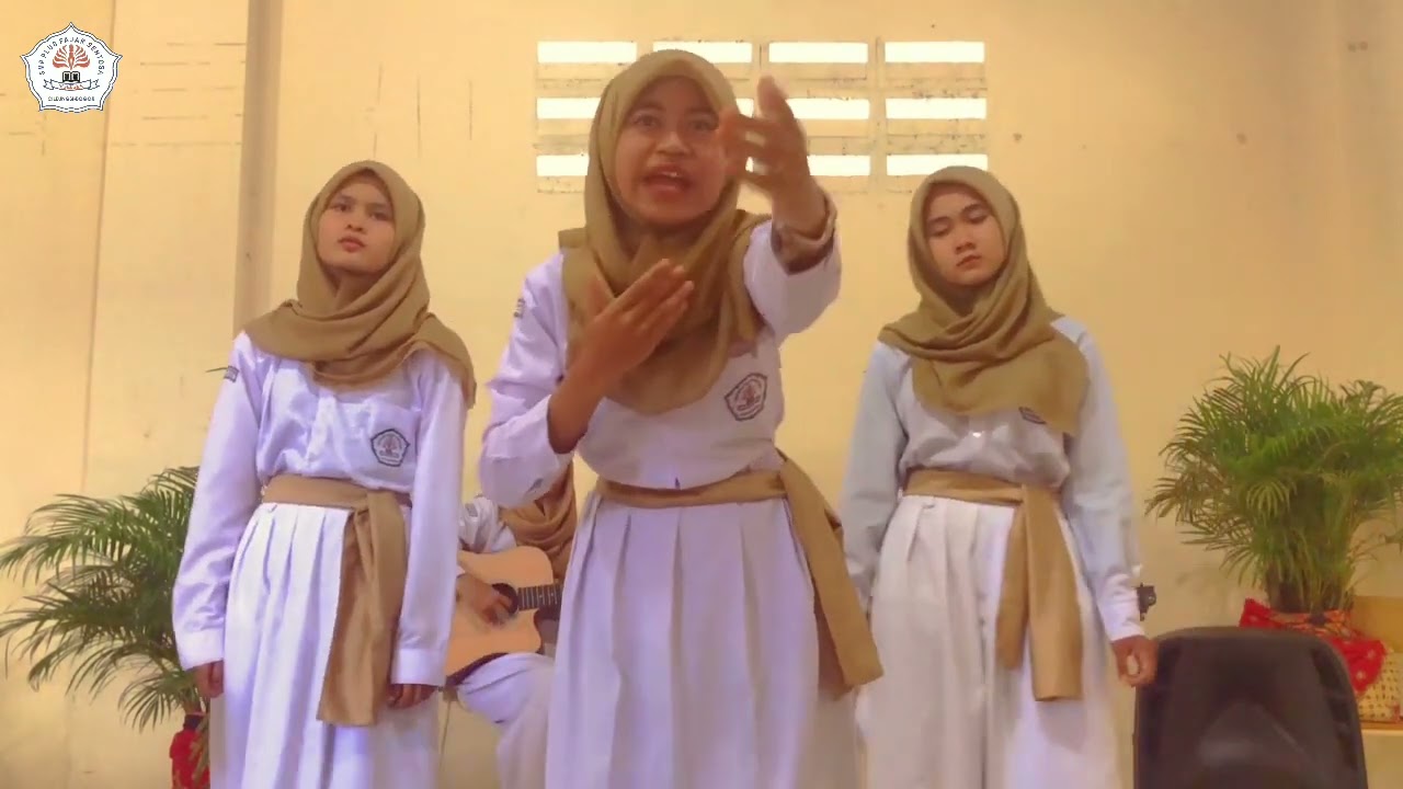 SAJAK PUTIH_Nelisa,Aulia,Devina,Haris,Lyla_SMP Plus Fajar Sentosa Cileungsi Bogor