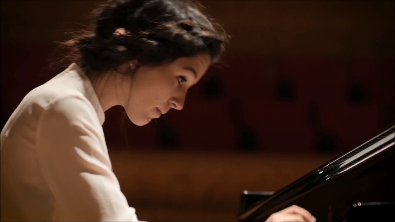 Rameau (1683-1764), Sarabande & Les Trois Mains from Suite in A Minor RCT5 - Maria Lopez Belarte