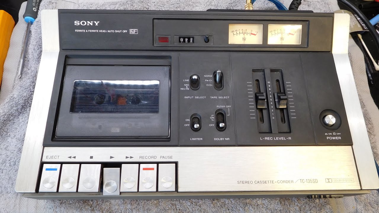 Sony TC135SD Vintage HiFi Cassette Deck 1975 ish (4K)