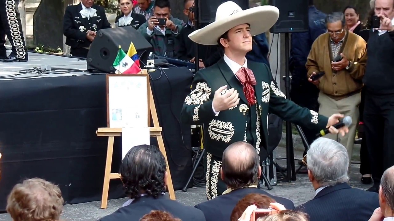 Ay Jalisco no te rajes!! Lorenzo Negrete