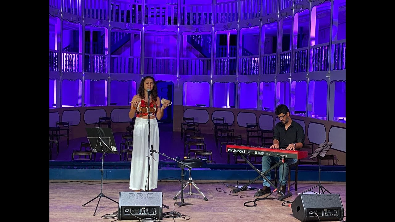 Show Bárbara Barcellos no Projeto MUTHIM