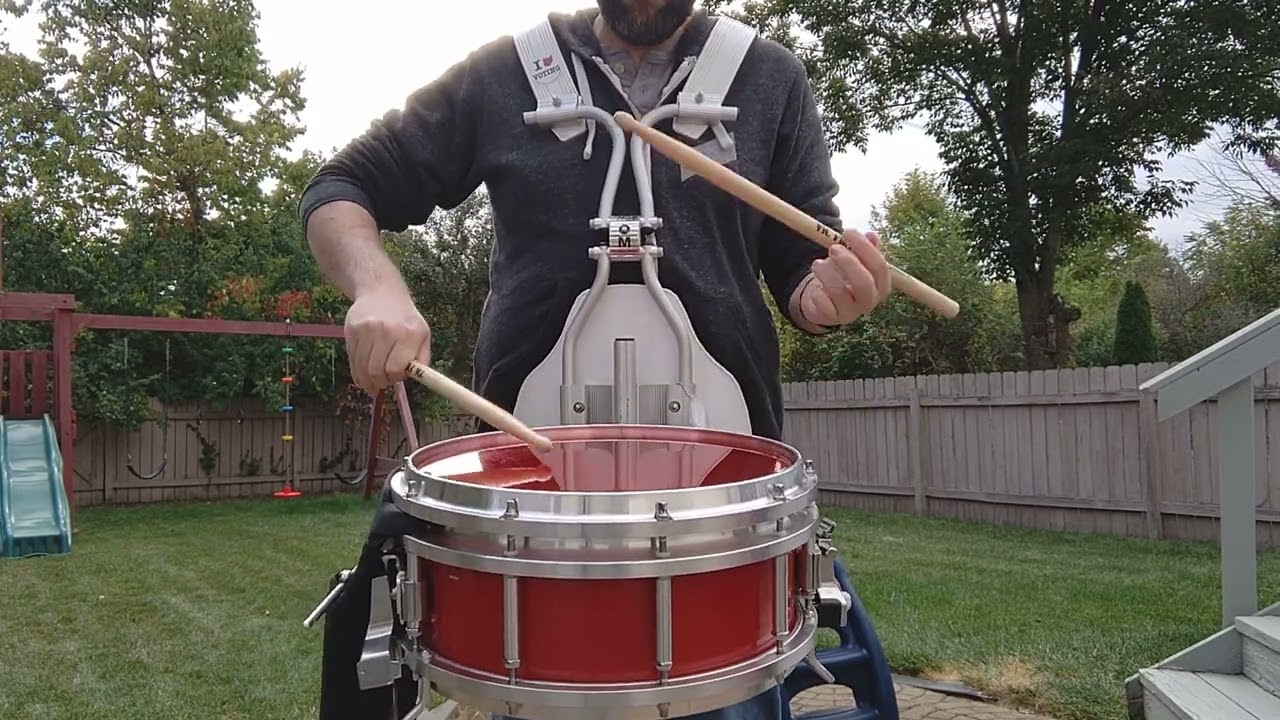 Super Shorty Pearl Marching Snare with Mylar Top Head (RED Remo Colortone)