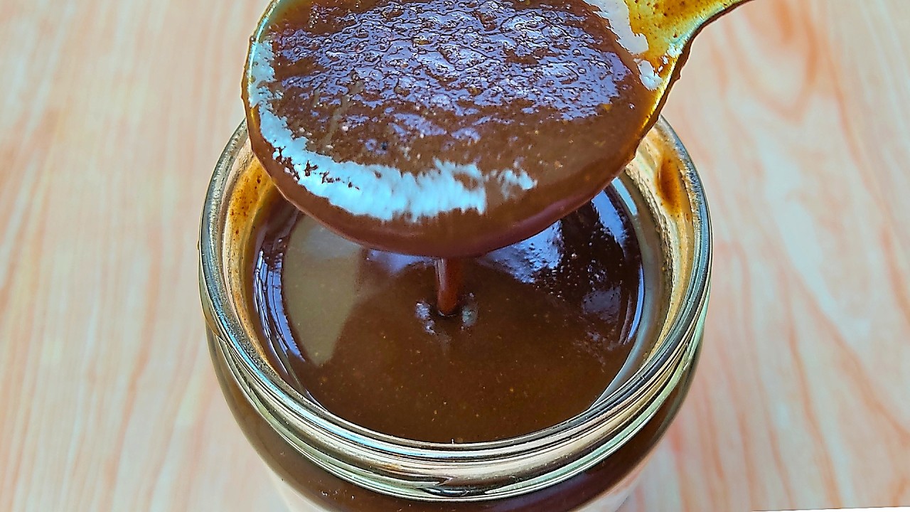 Homemade Tamarind Sauce (Ukwaju Sauce) | Sweet & Spicy Tamarind Chutney Recipe