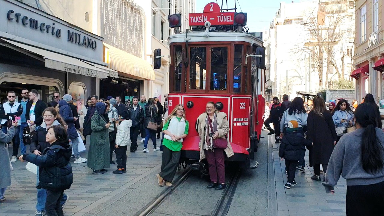 Nostalgic Tram of Istanbul, A Taste of Istiklal Street