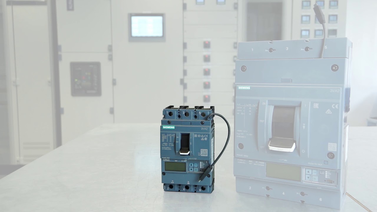 3VA molded case circuit breaker - Installing the communication module