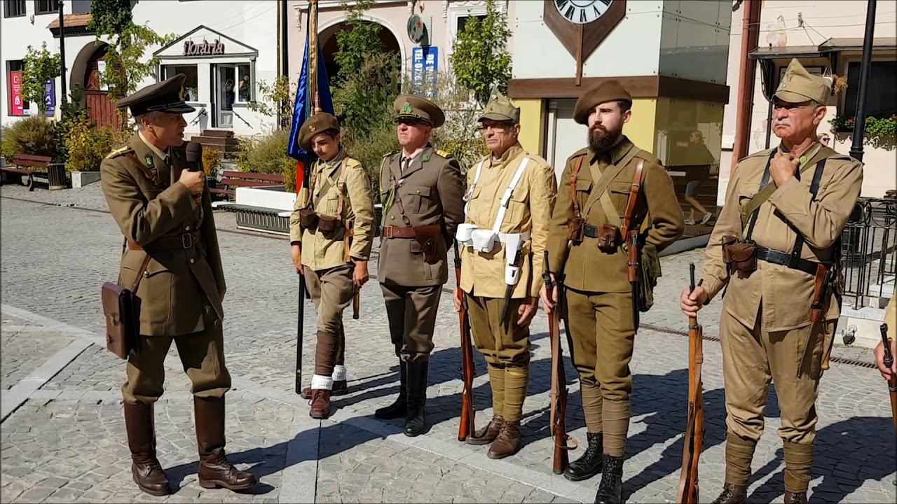 Asociația „Tradiții Ostășești”- „Drapelul de Luptă și echipamentele militare”