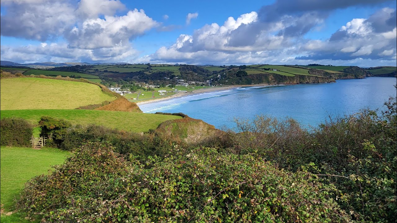 Mevagissey to Pentewan Sands. No dogs allowed! 😡#explore #sea #dog #travel #beach #walking