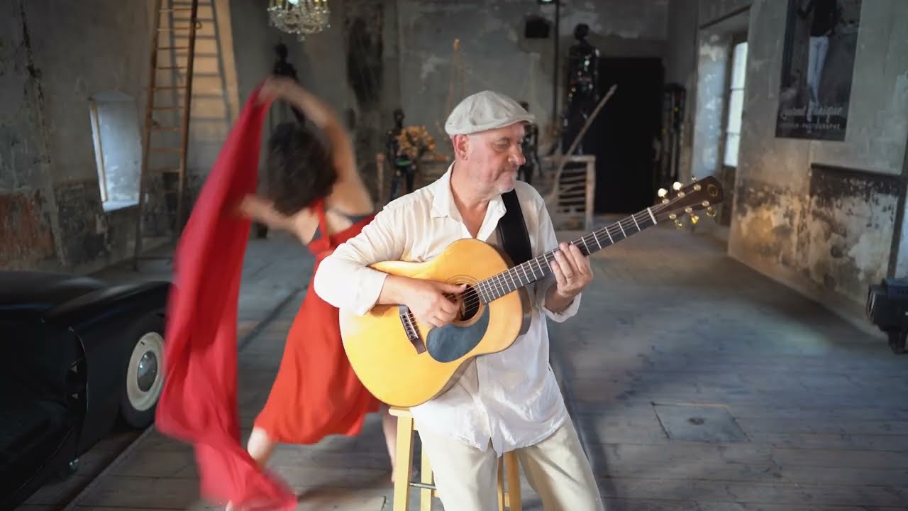 La Robe Rouge (François Buffaud) - Le clip