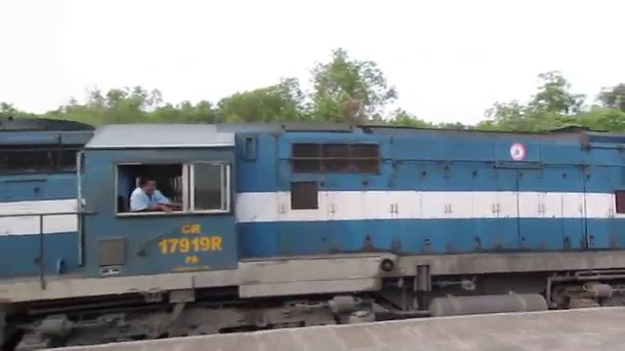 2 Superfast trains Simultaneous departure from Thivim : Konkan Railway