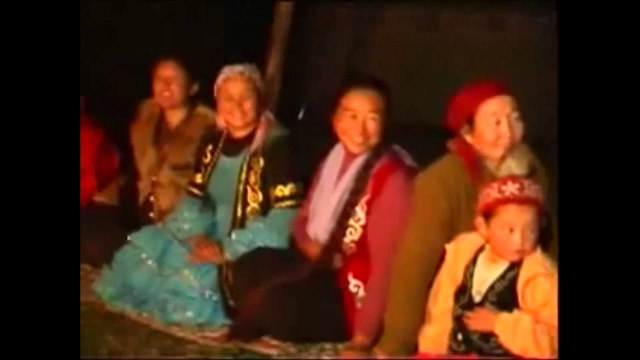 Қырға барсам, ❤قىرعا بارسام - Нұрбақыт Қожа ұлы, Айнұр Қалай қызы. Қытай Қазақтары