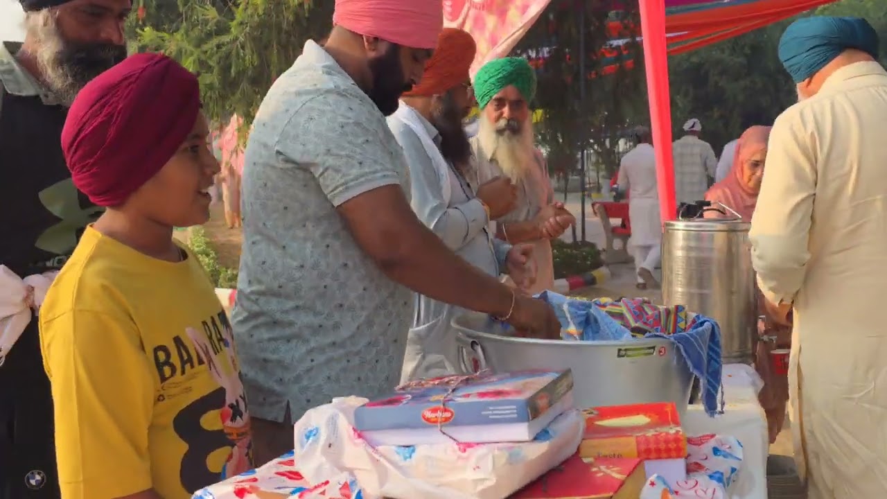 ਅੱਜ ਸਾਡੇ ਪਿੰਡ ਧੰਨ ਧੰਨ ਬਾਬਾ ਕਾਲਾ ਮਾਹਿਰ ਜੀ ਦੇ ਆਸਥਾਨ ਤੇ ਵੱਡੀ ਏਕਮ ਧੂਮ ਧਾਮ ਨਾਲ ਮਨਾਈ ਗਈ #terding #flowme 