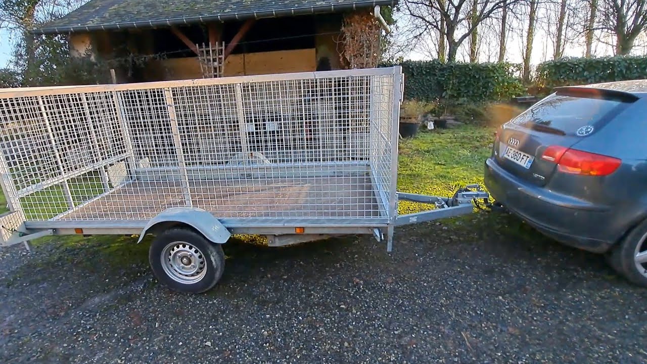 fabrication de rehausse  grillag&eacute;  sur mesure (ridelle) pour la remorque plateau  lider robust !!!