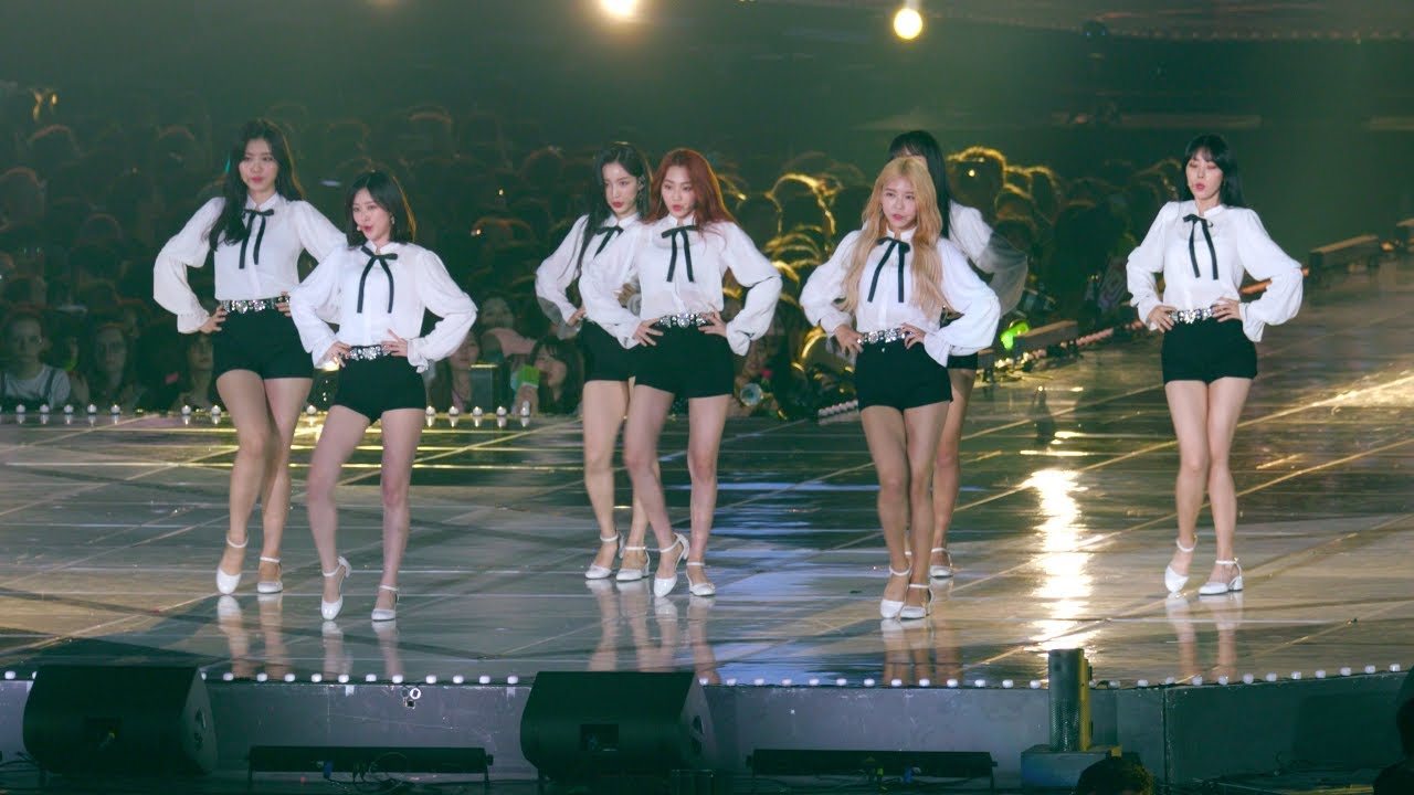 gugudan 구구단 더부츠 (The Boots)[4K 60P 직캠]@180802 락뮤직