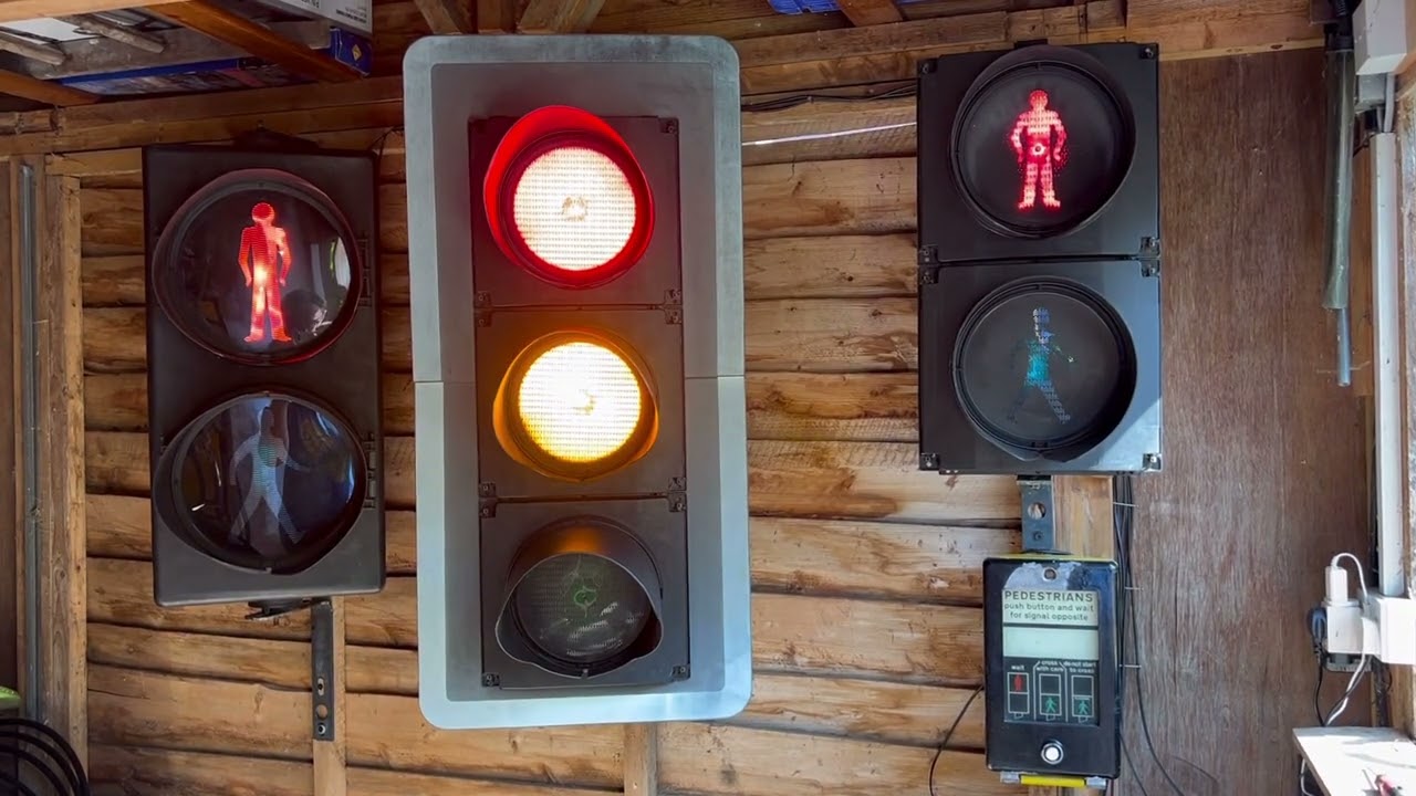 Pedex Crossing Sequence on my Traffic Light & Pedestrian Signals