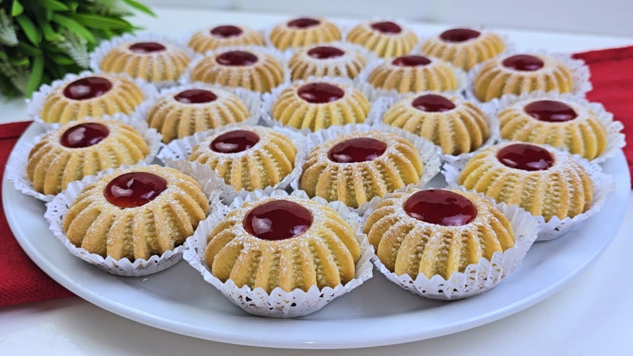 بدون مول ... حلوة محشية بحشو لذيذ و إقتصادي 😋 .. تخدميها بأبسط المكونات و البنة ديالها روعة