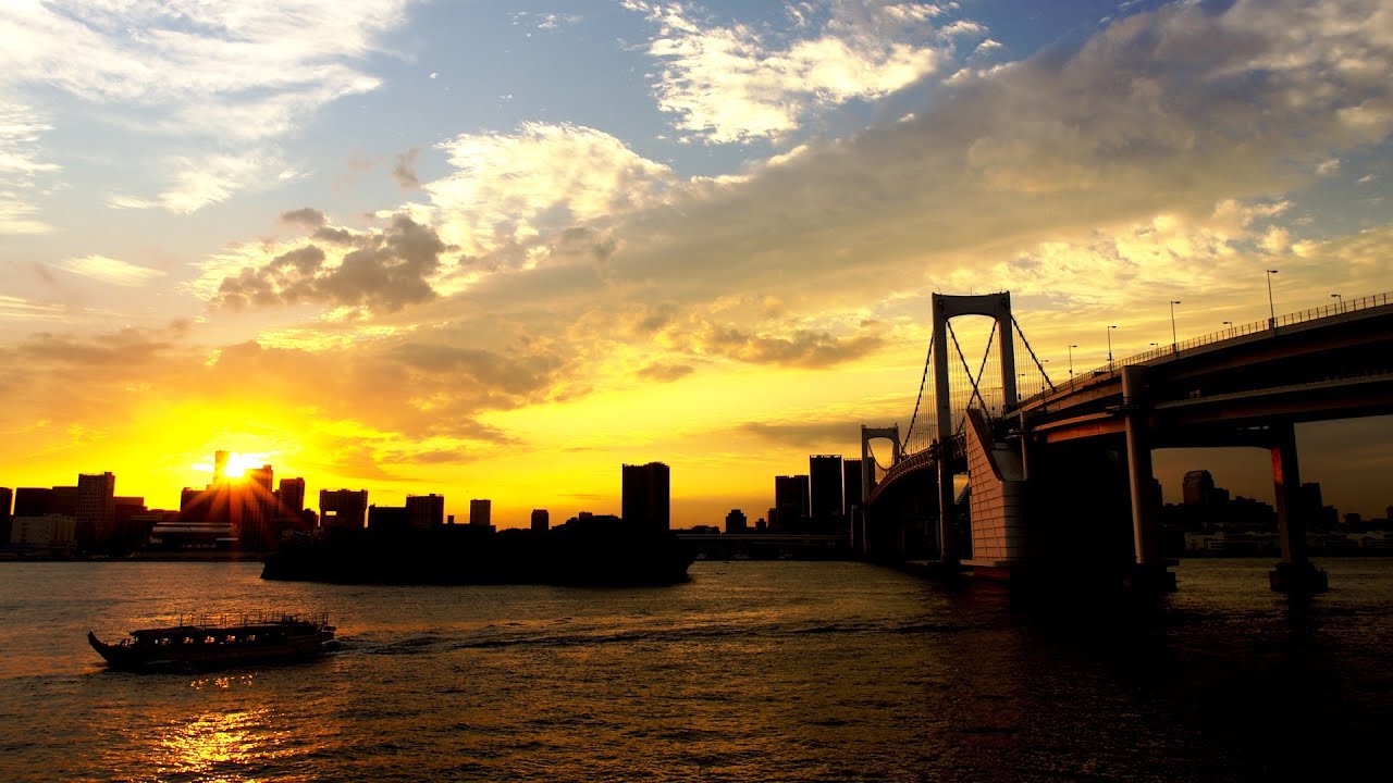 Rainbow Bridge and Ships time lapse