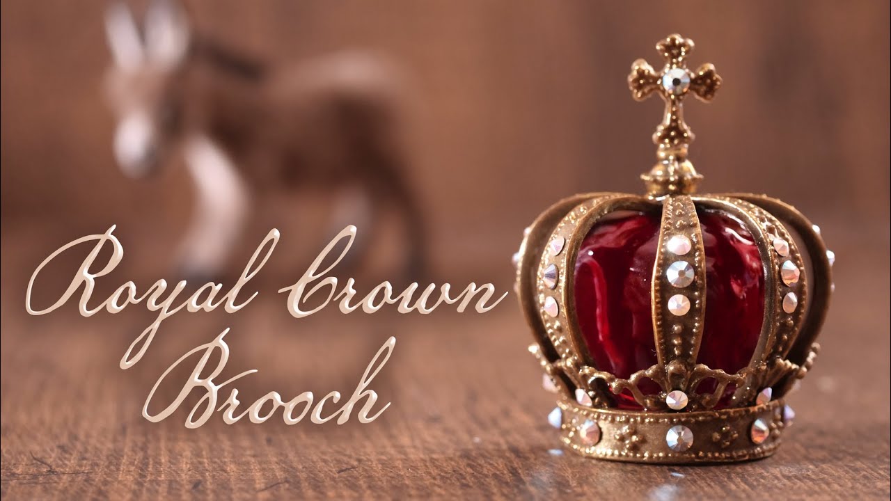【レジン×樹脂風粘土】クラウンのブローチ ペーストクレイ DIY Crown brooch icing clay[Resin×Clay]