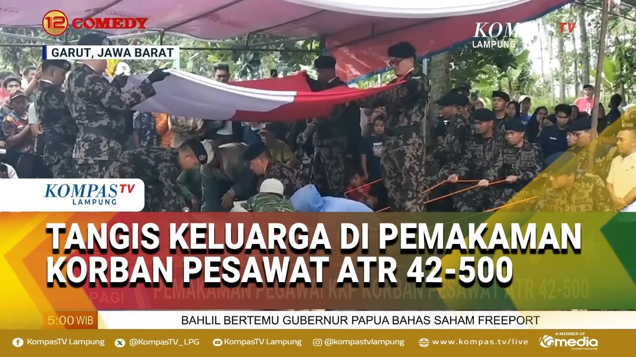 Jenazah Korban Kecelakaan Pesawat ATR 42-500 Dimakamkan, Tangis Keluarga Pecah