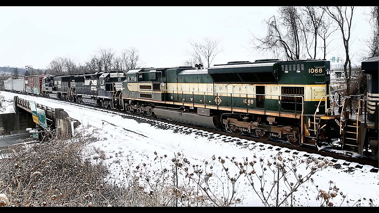 Norfolk Southern Heritage Erie Railroad train 1068 with 9737, 5822, 1839, Mixed Load Harrisburg, Pa.