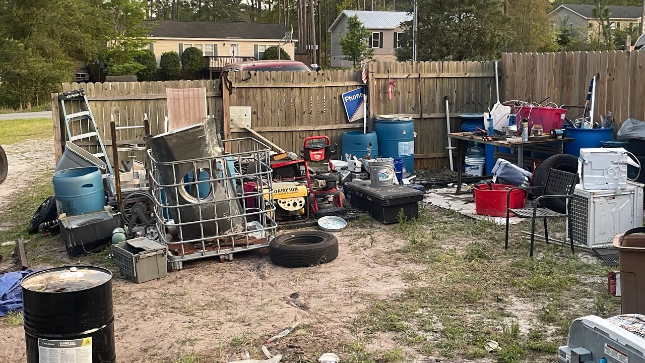 Cleaning my scrap yard everything must go. I am done with It. Ep.2