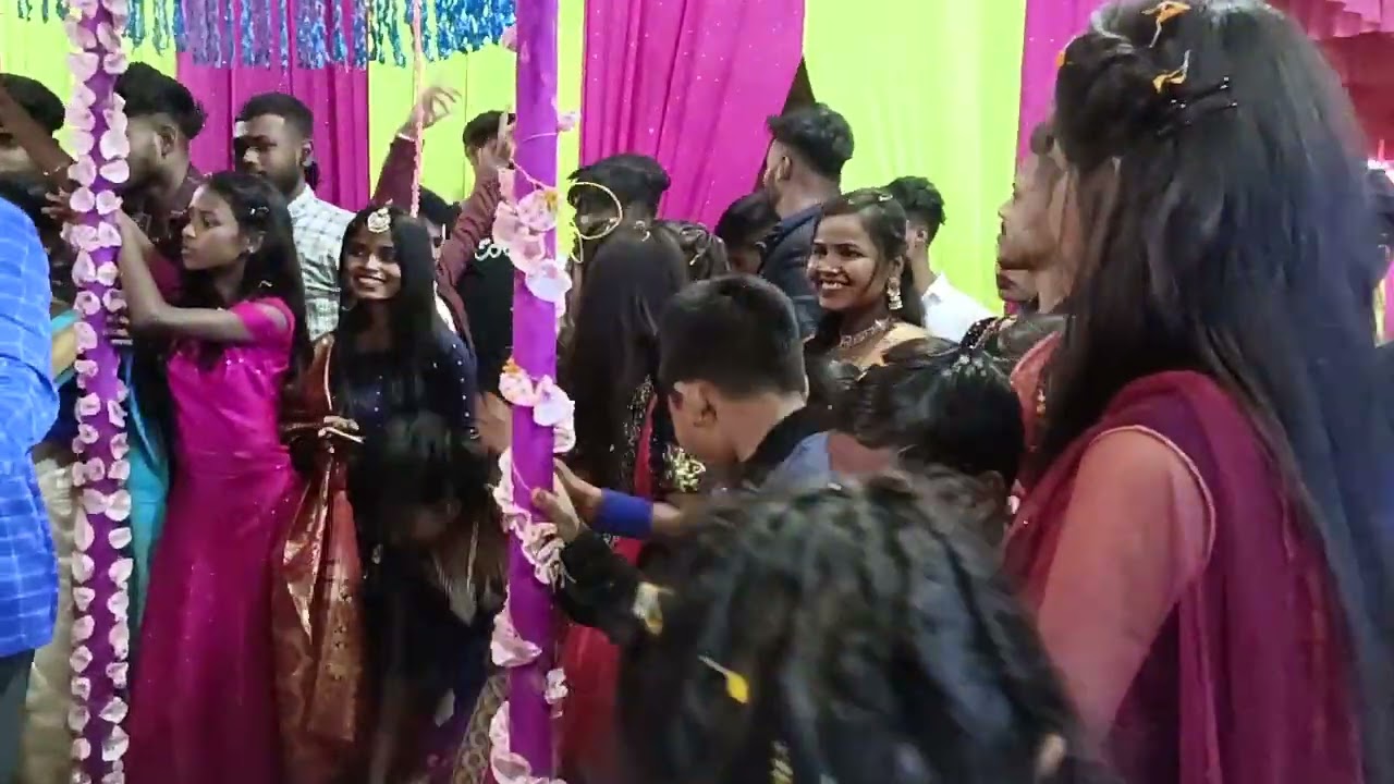 boudir bhaiyer biya khub moja hoyecha