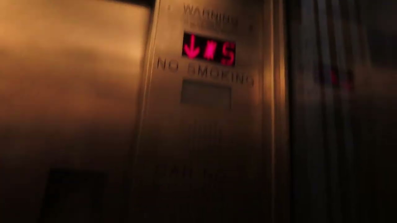 Montgomery? Traction Street Elevator At Woodley Park-Zoo/Adams Morgan Station