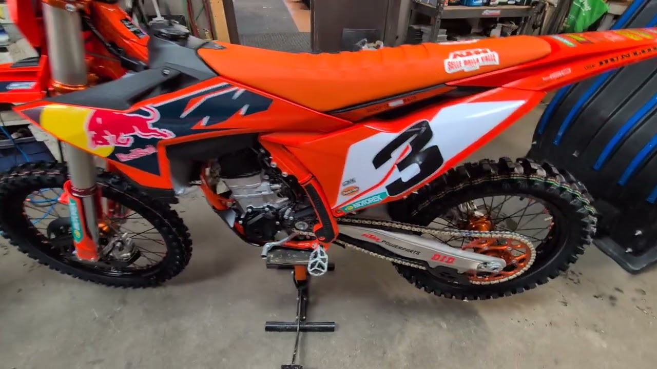 2026 KTM 450sxf Factory Edition. Revmotorsports.ca