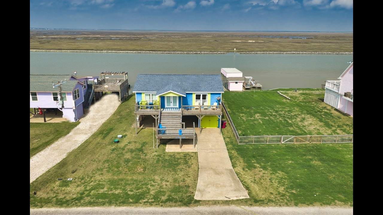 Coastal Realty Specialist Carla Rae Southard (832) 563-6221