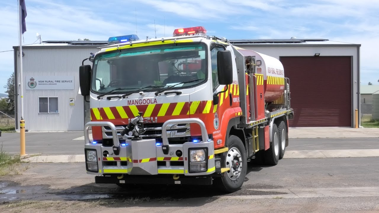 NSWRFS - Mangoola Bulk Tanker & Hunter Valley Logistics Alpha Responding to Pick it up