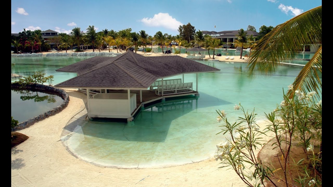 Plantation Bay Resort & Shangri-La's Mactan Resort, Cebu, Philippines