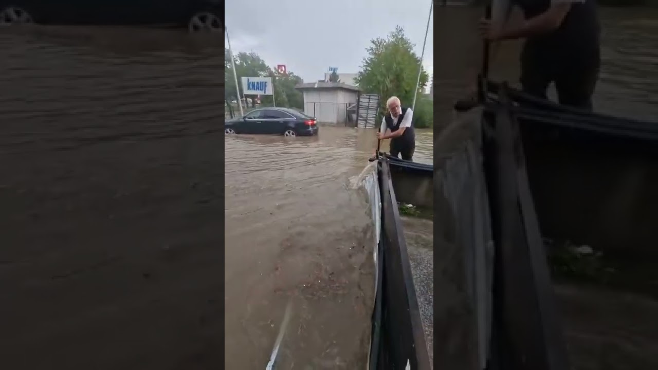 Поплава во Ист Гејт Мол Video 1