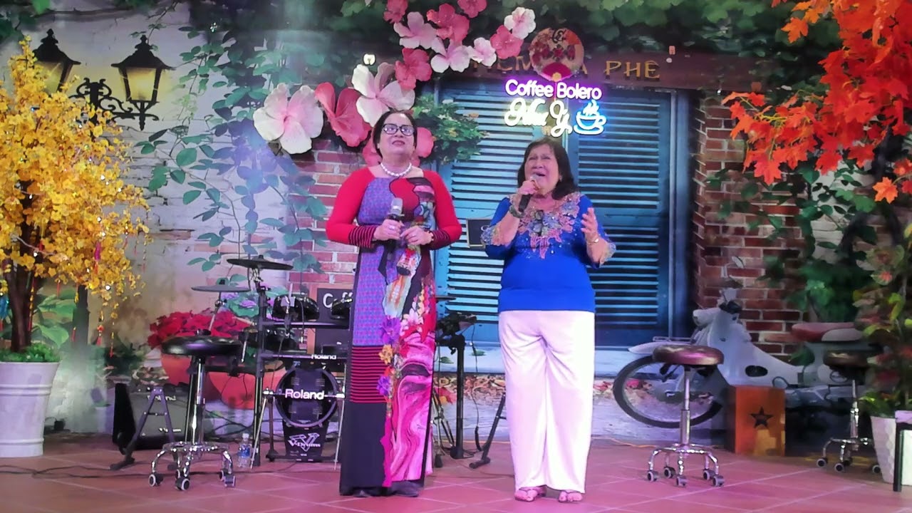 Nhạc rừng -  Sáng tác: Hoàng Việt -  Trình bày : Kim Hoàng & Mai Phượng