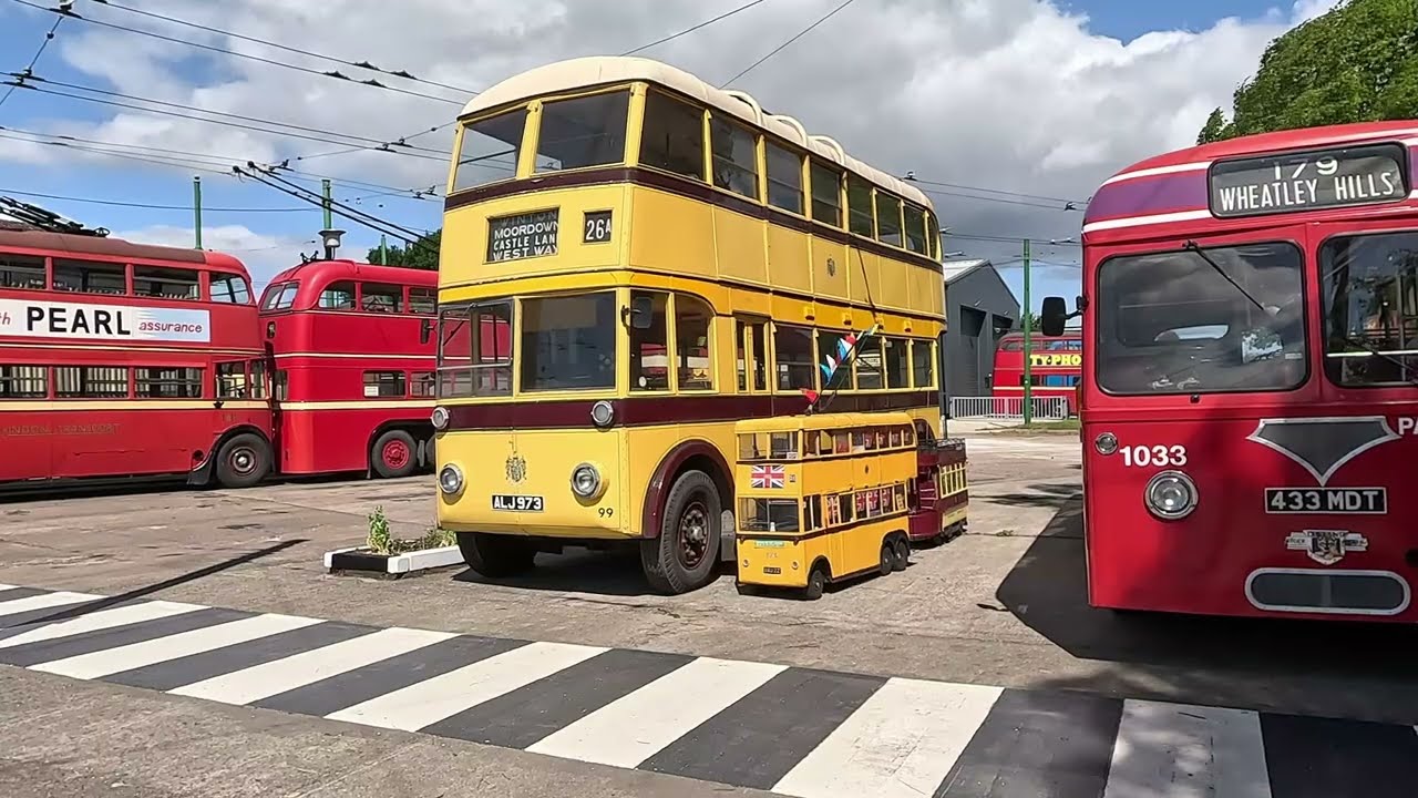 Sandtoft Trolley Bus Museum. (4k)