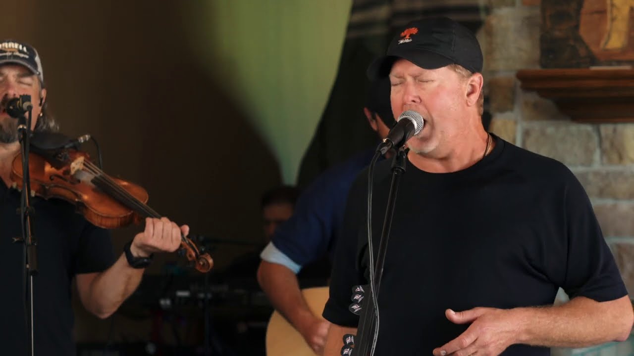 Tracy Lawrence - 'Rock and a Soft Place' (The Man Cave Sessions)