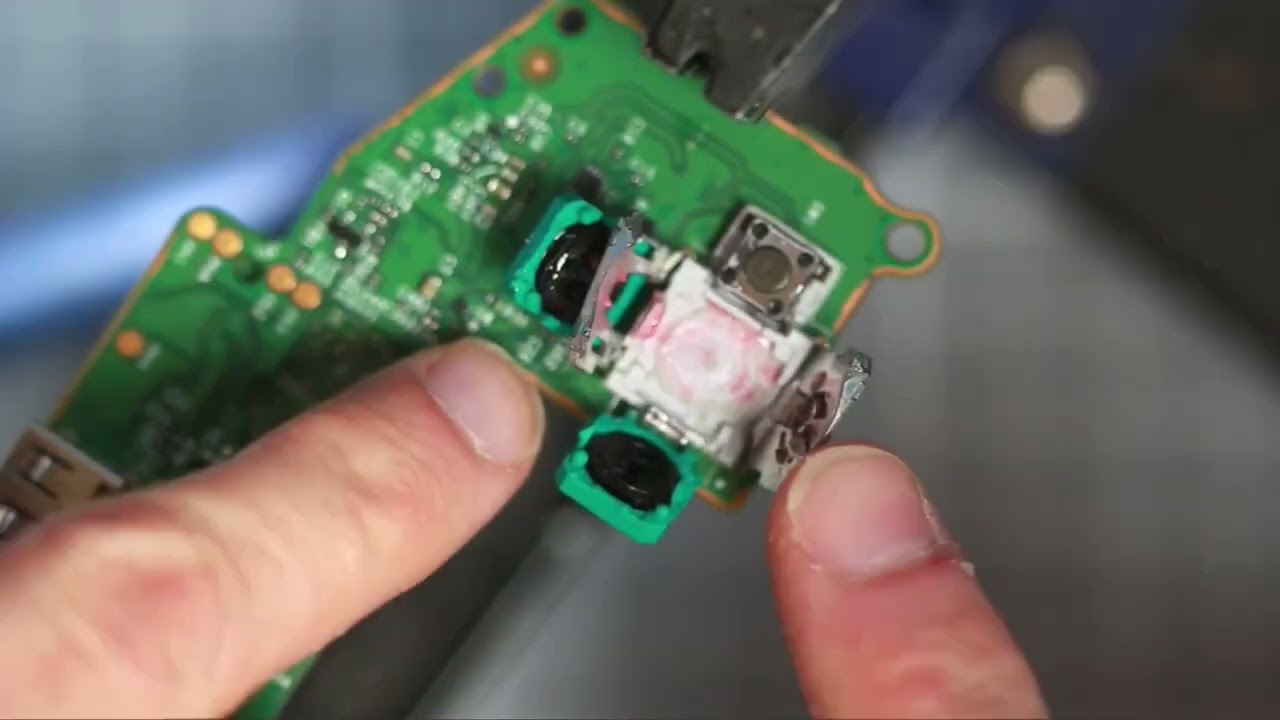 How to repair Xbox Series X controllers Part 1: Analogue sticks