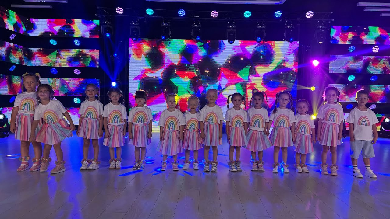 Elena’s Dance Studio - Culorile bucuriei