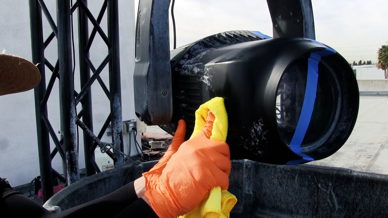 Elation Professional - Cleaning Water Deposits on a Proteus Hybrid