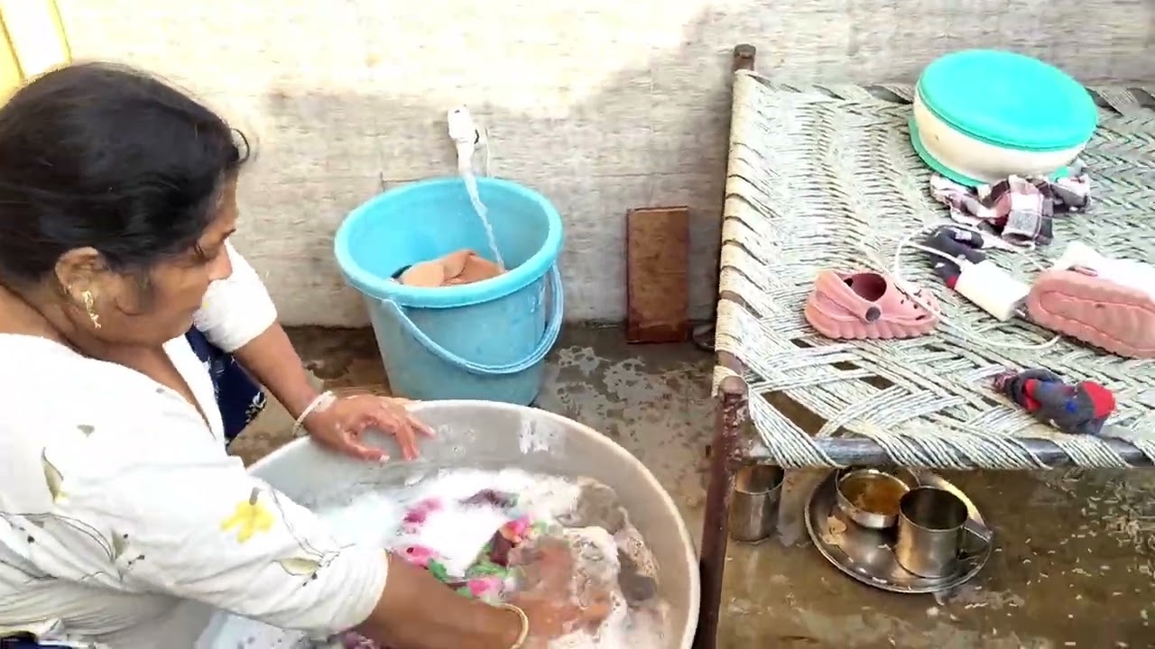 बहुत मुश्किल है इतनी ठंड में भी पूरे घर को संभालना।। khanfamilyvlogs 