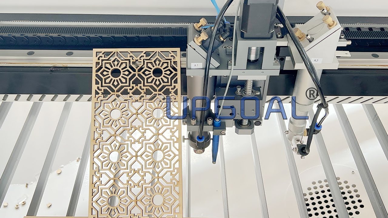 Auto lifting Co2 Laser Head Non Metal Laser Cutting Engraving Machine 500W & 90W 1500*3000mm