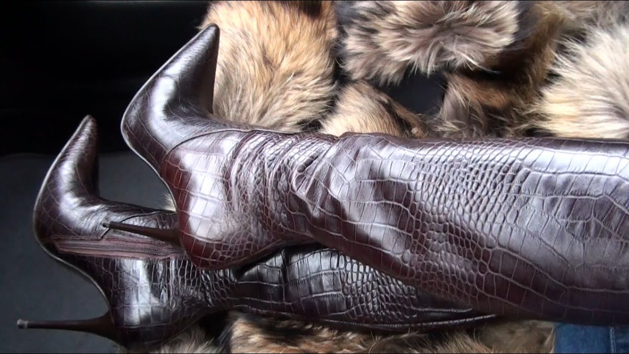 Dark brown Super Elegants #Boots #BOOTS *on* Fur
