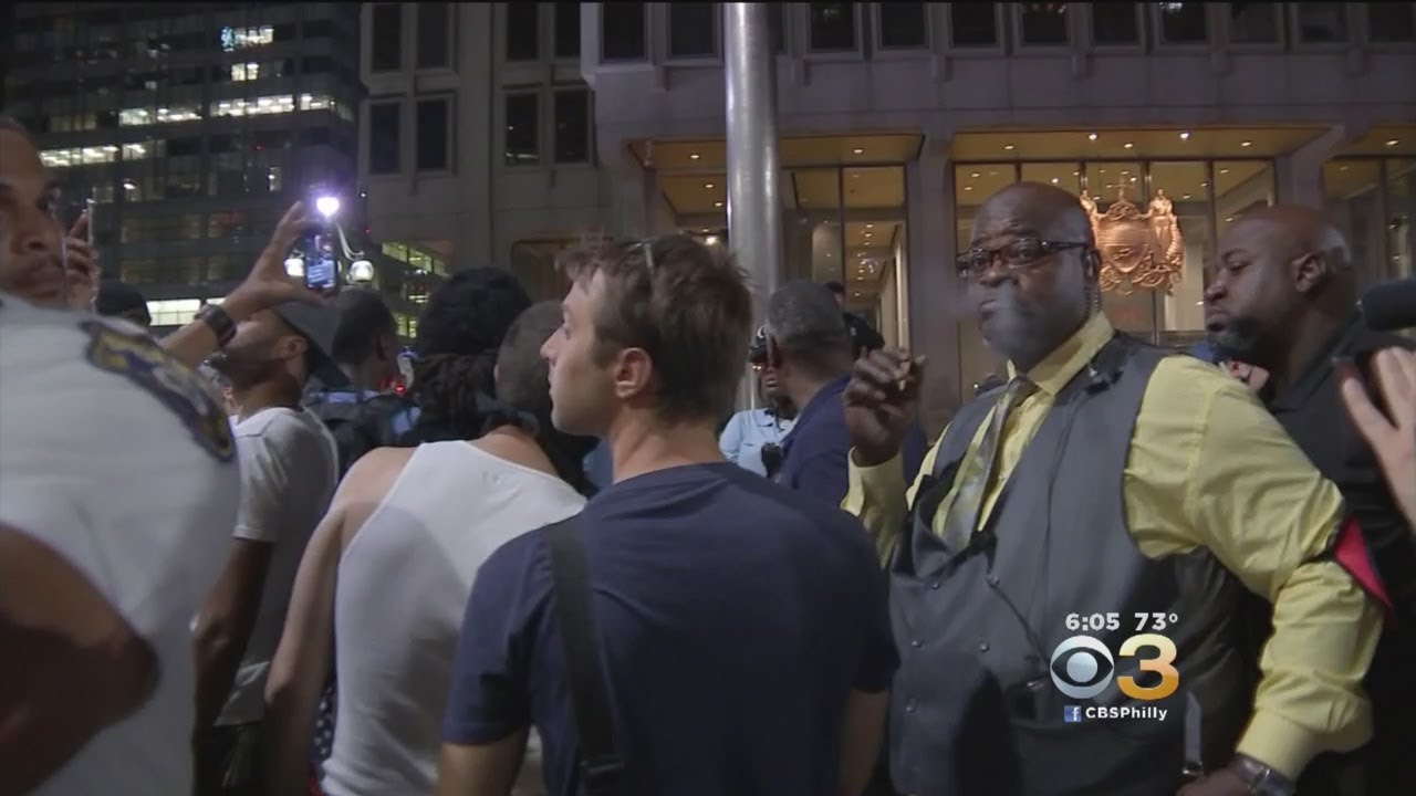 Over 10,000 People Sign Petition To Keep Frank Rizzo Statue