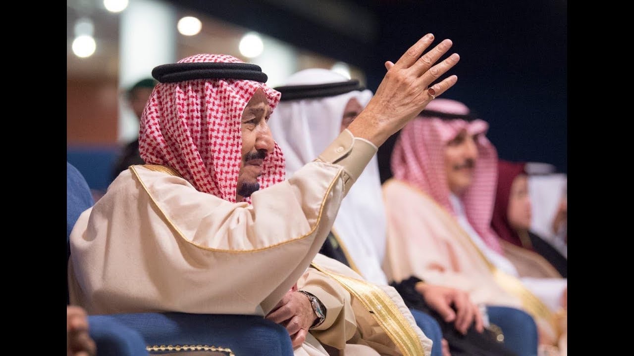 خادم الحرمين الشريفين يرعى الحفل الخطابي والفني لمهرجان الجنادرية ٣٣