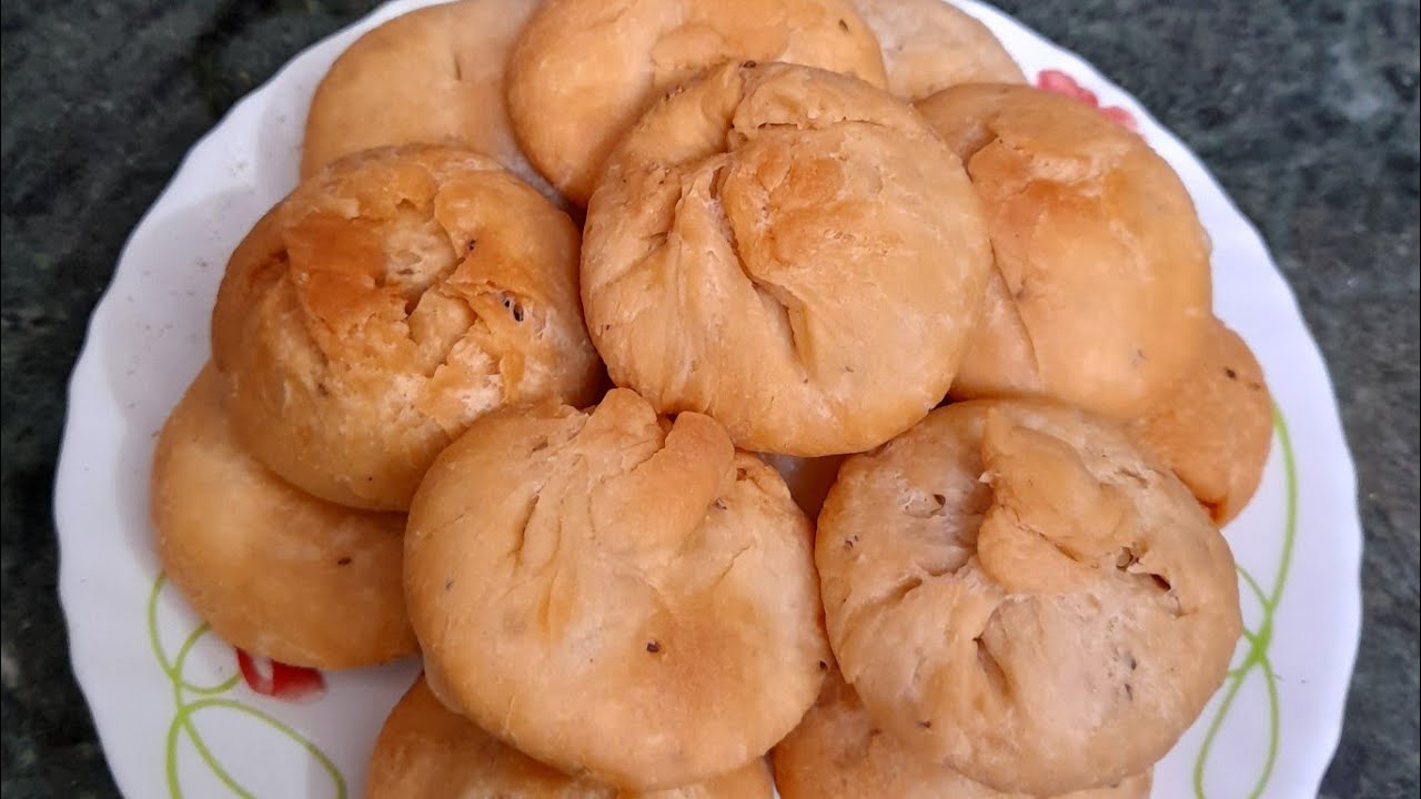 हींग की खस्ता कचोरी बनाने की रेसिपी || Hing Ki Kachori || Apni Rasoi