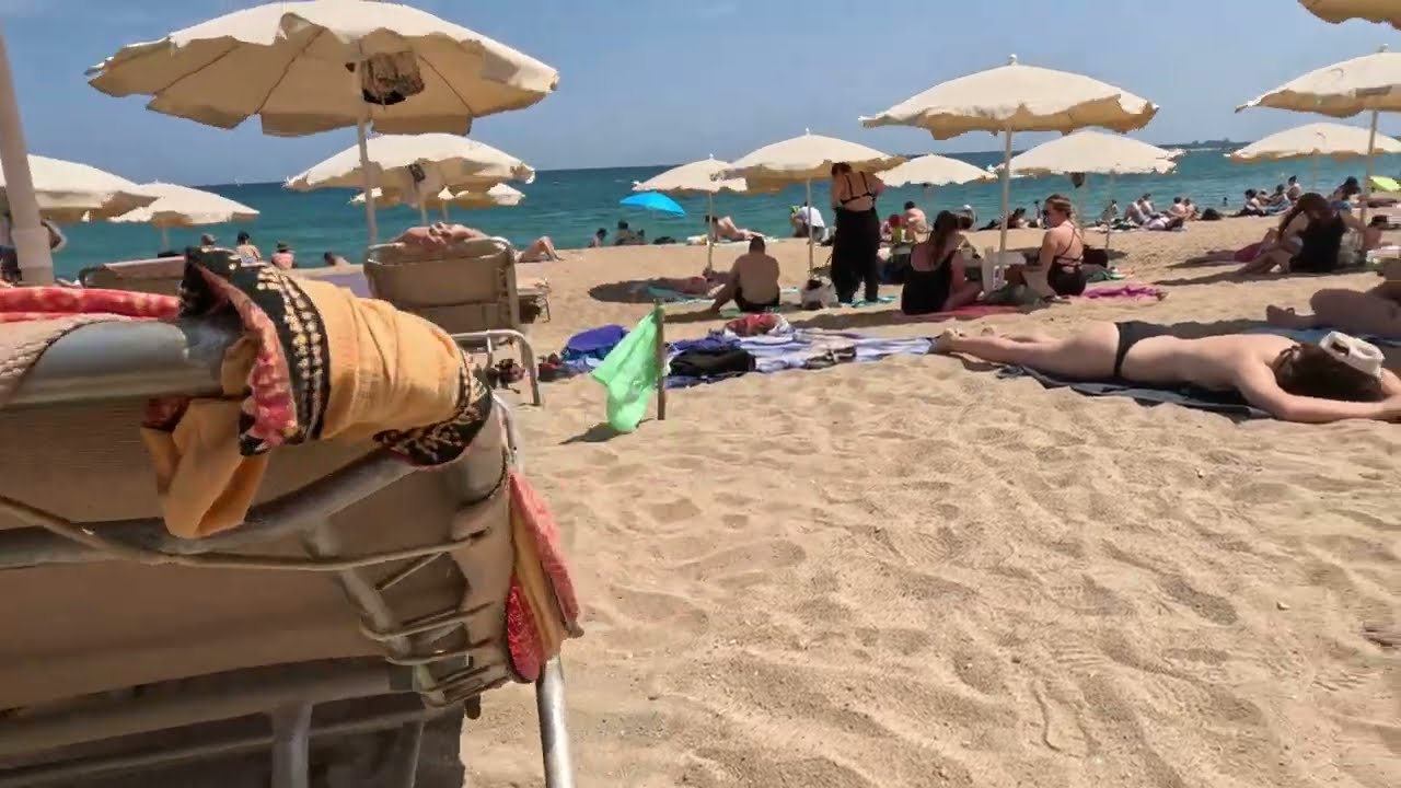 Benidorm's Coastal Charm: A 4K Beachfront Stroll | Espa&ntilde;a's Best 2023